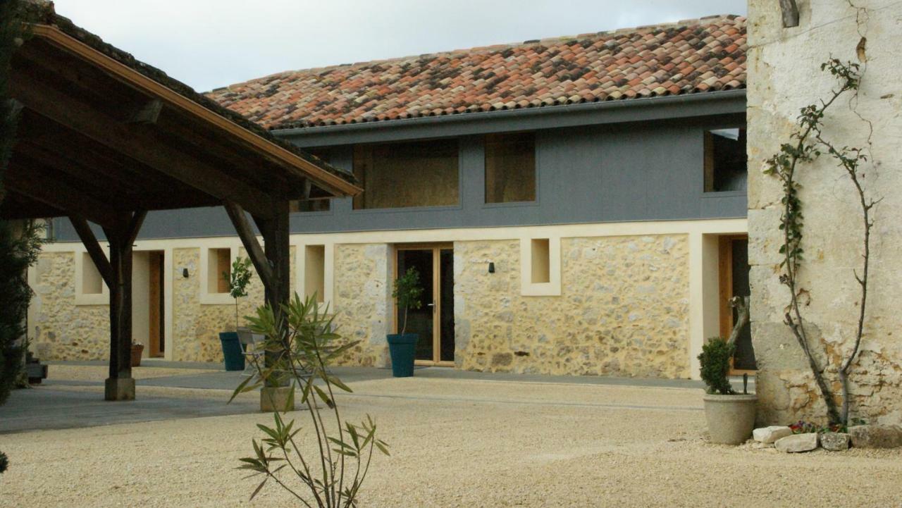 La Metairie Du Clos Saint Louis Монреал Екстериор снимка